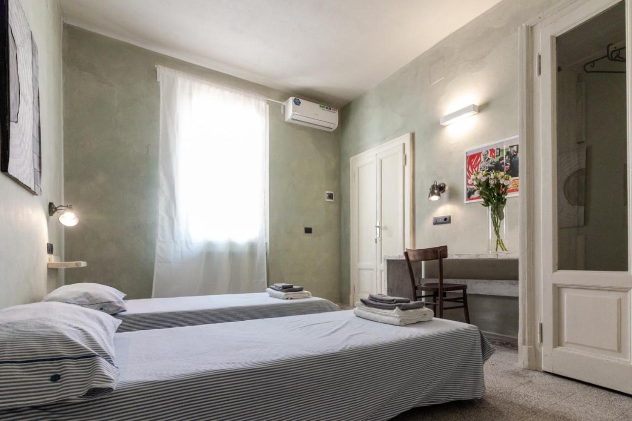 La Locanda Del Teatro 米兰 外观 照片